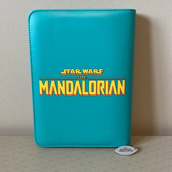 Disney Star Wars the Mandalorian Notebook Set - Picture 2 of 3